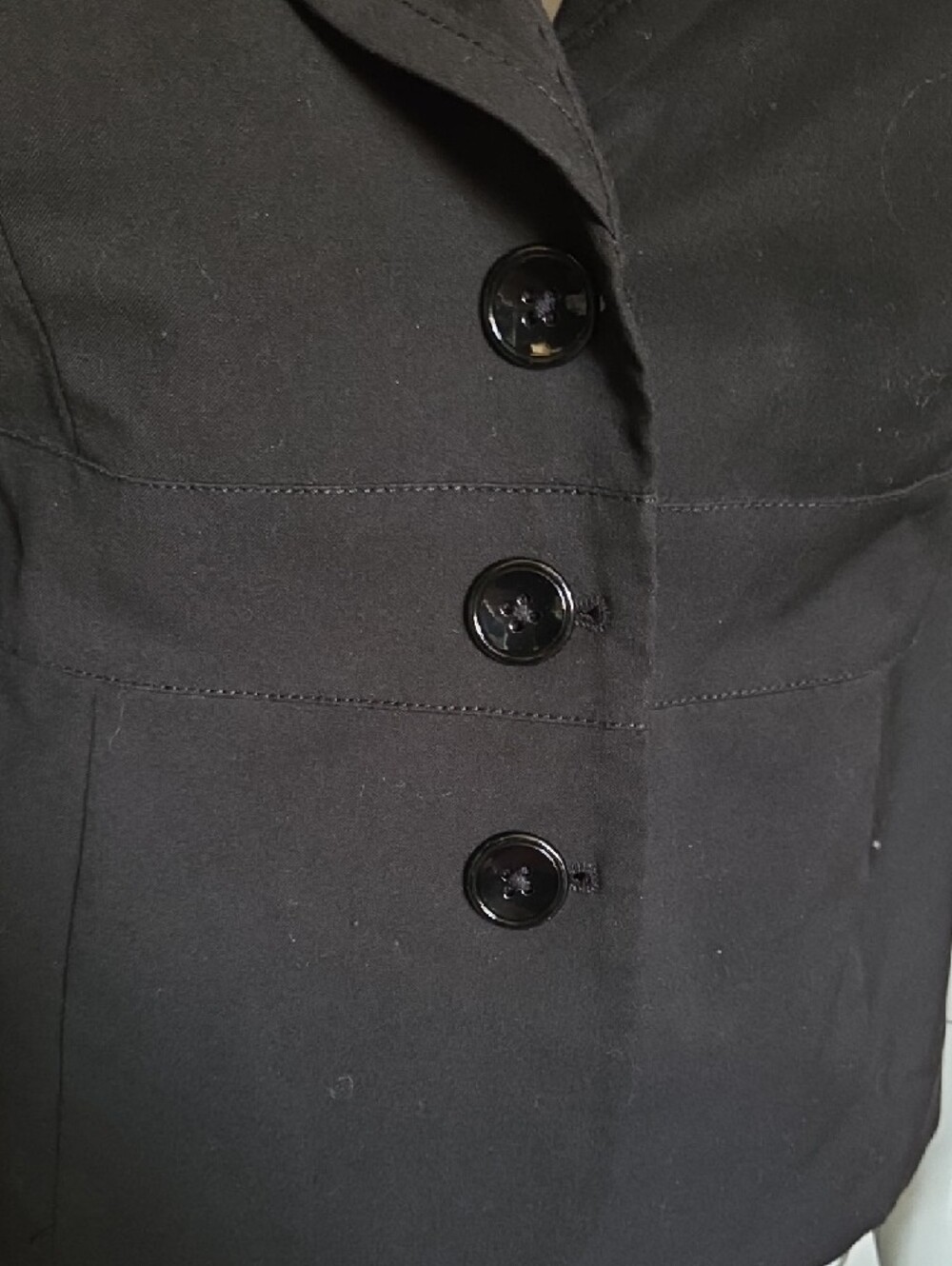 White House Black Market Black Ruffled Lapel 3/4 Sleeve Blazer - Picture 4 of 12